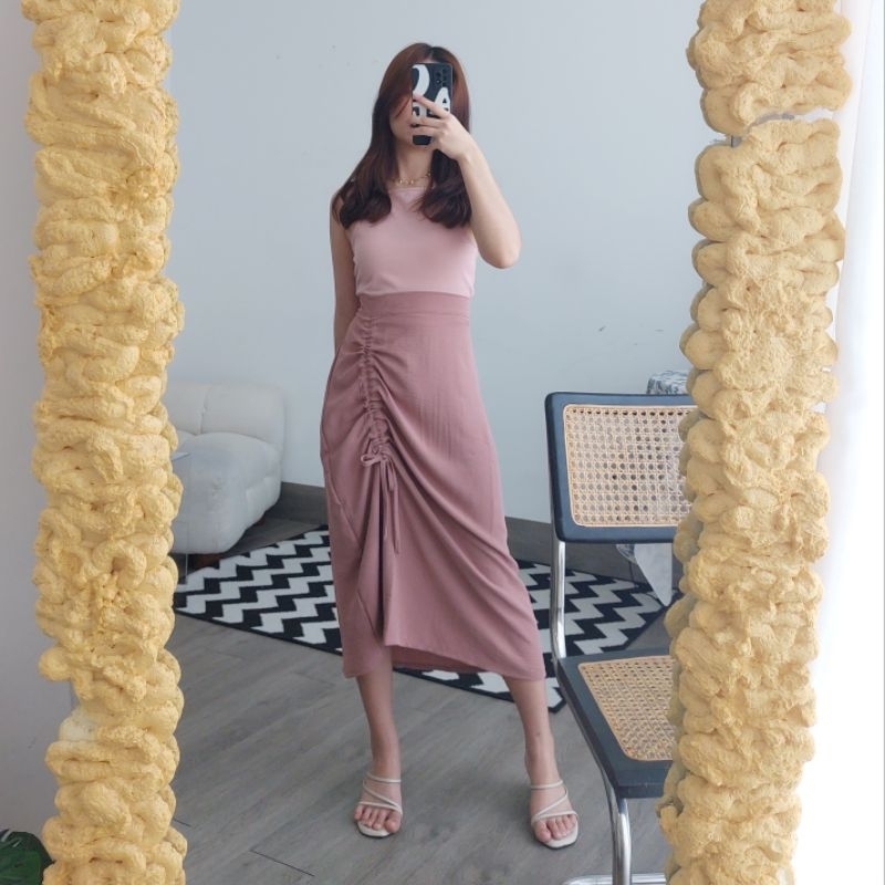 Jual Areum Skirt / Rok Serut Crinkle / Rok Panjang Premium Crinkle ...