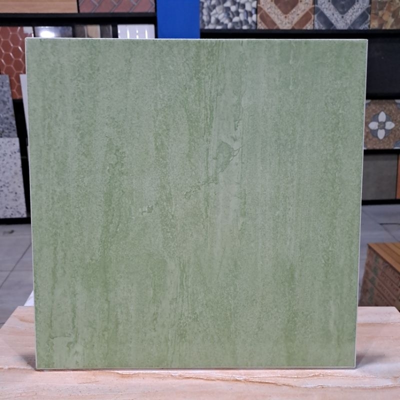 Jual Keramik Lantai Hijau Glossy / Keramik Lantai Marble Glossy