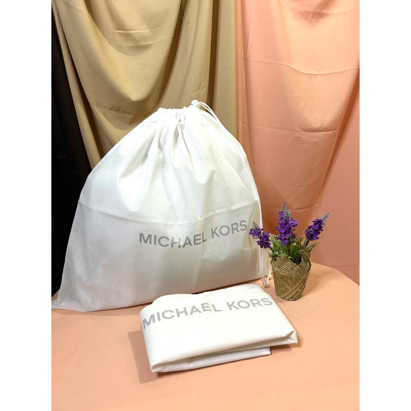 Shop Michael Kors PRESCOTT Casual Style Unisex Nylon Street Style A4 Plain  Office Style by ABBY-AI