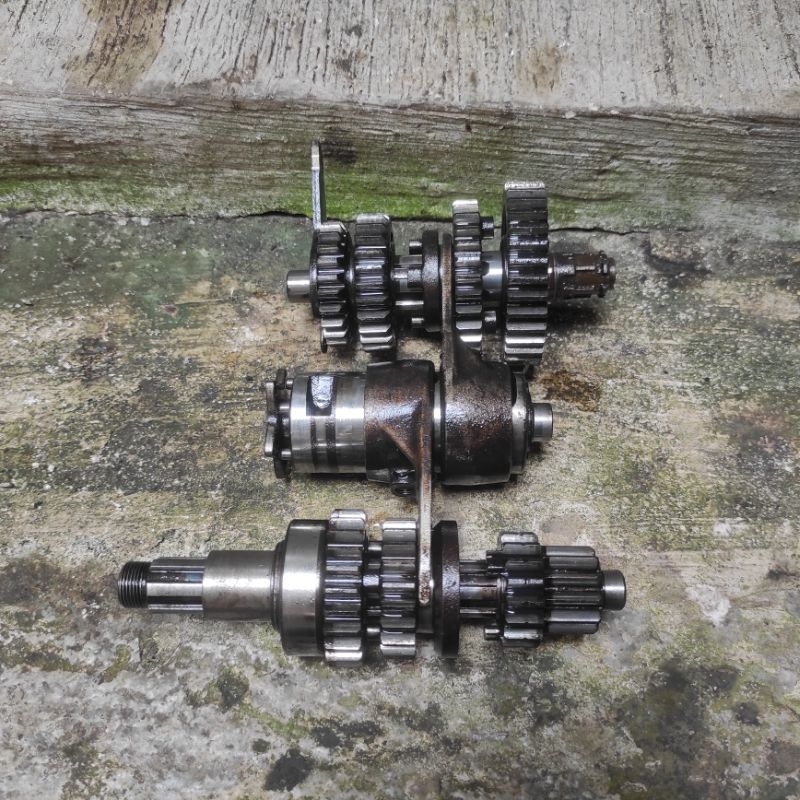 Jual rasio gear gigi gearbox Astrea grand legenda impresa original