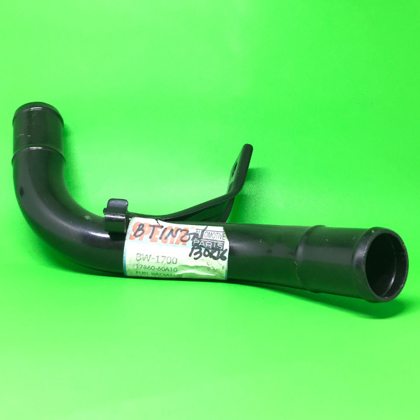 Jual Pipa Air Radiator Mesin Suzuki Vitara / Escudo Sidekick | Shopee ...