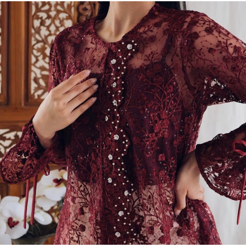 Jual (SEWA KEBAYA) JALEELA FALINE FULL SET (KEBAYA KONDANGAN / MODERN / LAMARAN / WISUDA