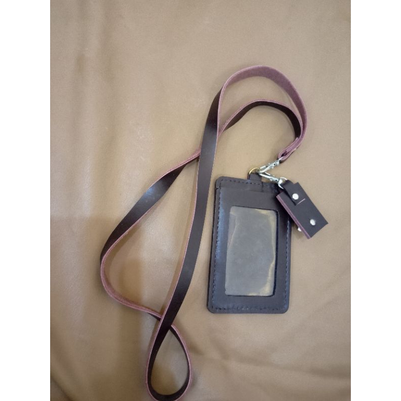 Jual gantungan id card kulit sapi asli name tag karyawan | Shopee Indonesia