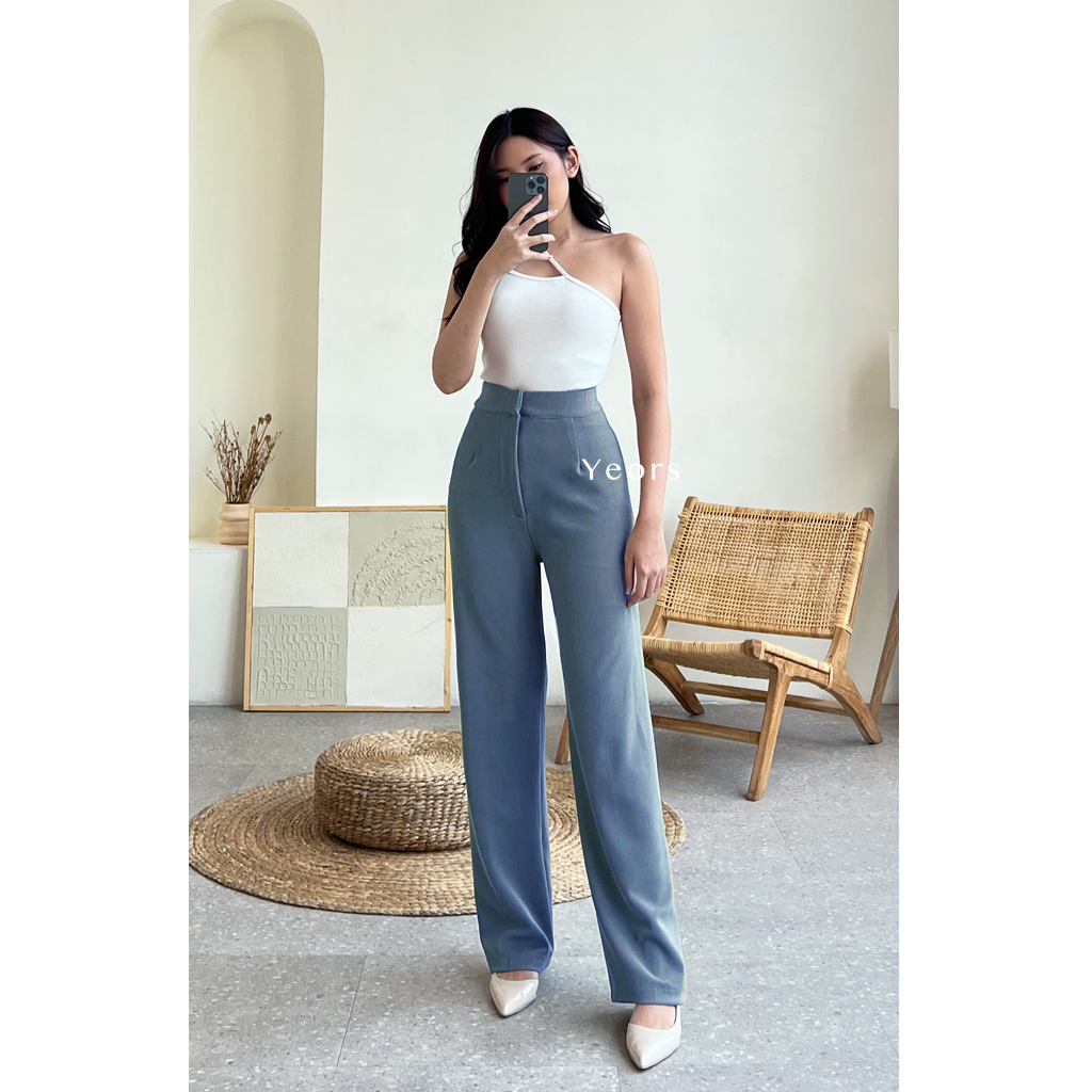 St. Yves Flowy Lightweight Sateen Straight Trouser Celana Wanita