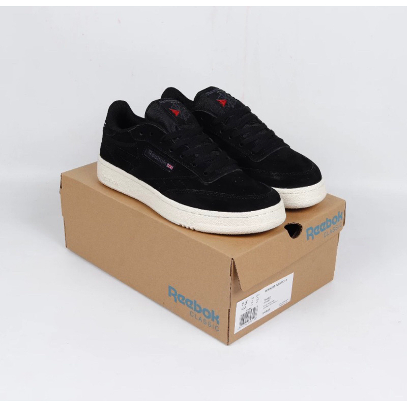 Jual Sepatu Sneakers Reebok Club C85 URC Black White | Shopee Indonesia