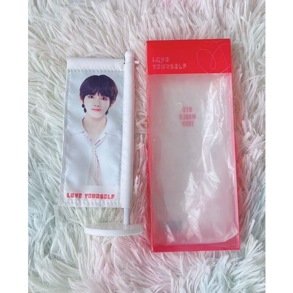 Jual BTS V MINI FLAG LOVE YOURSELF OFFICIAL TAEHYUNG LYS | Shopee Indonesia