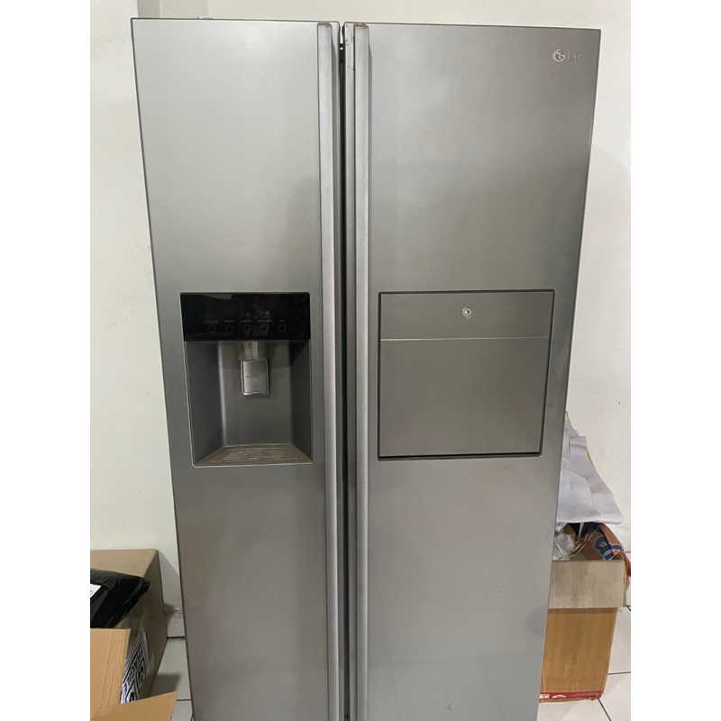 Jual KULKAS LG 2 PINTU PRELOVED KONDIS MULUS | Shopee Indonesia