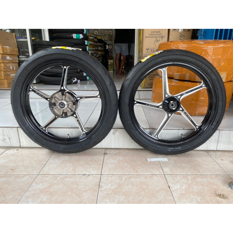 Jual PAKET VELG NINJA R SS RR VELG VND AK55 NINJA SET BAN PIRELLI ...