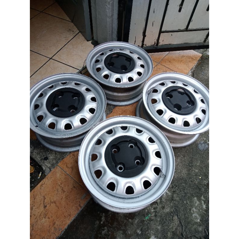 Jual Velg Kaleng Selbo R13 Pcd 4x100 Plus Dop Shopee Indonesia 1199