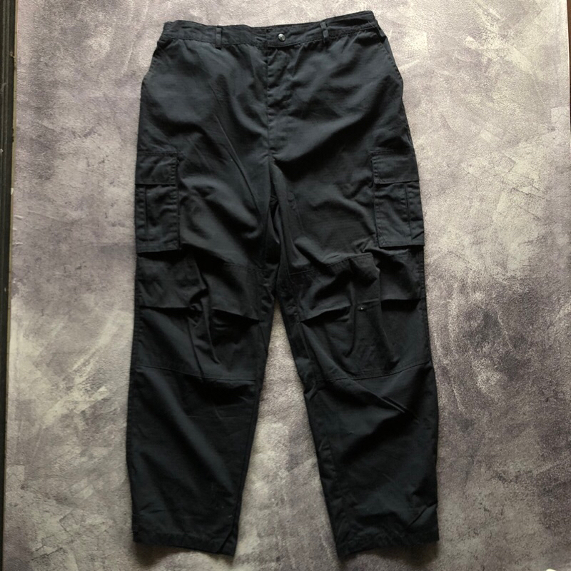 Jual Long Pants Cargo Yishion Second Hitam , Celana Panjang Kargo ...