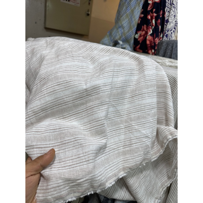 Jual Bahan Kain Katun Linen Motif Kembang Salur Kota Harga Per Meter Shopee Indonesia