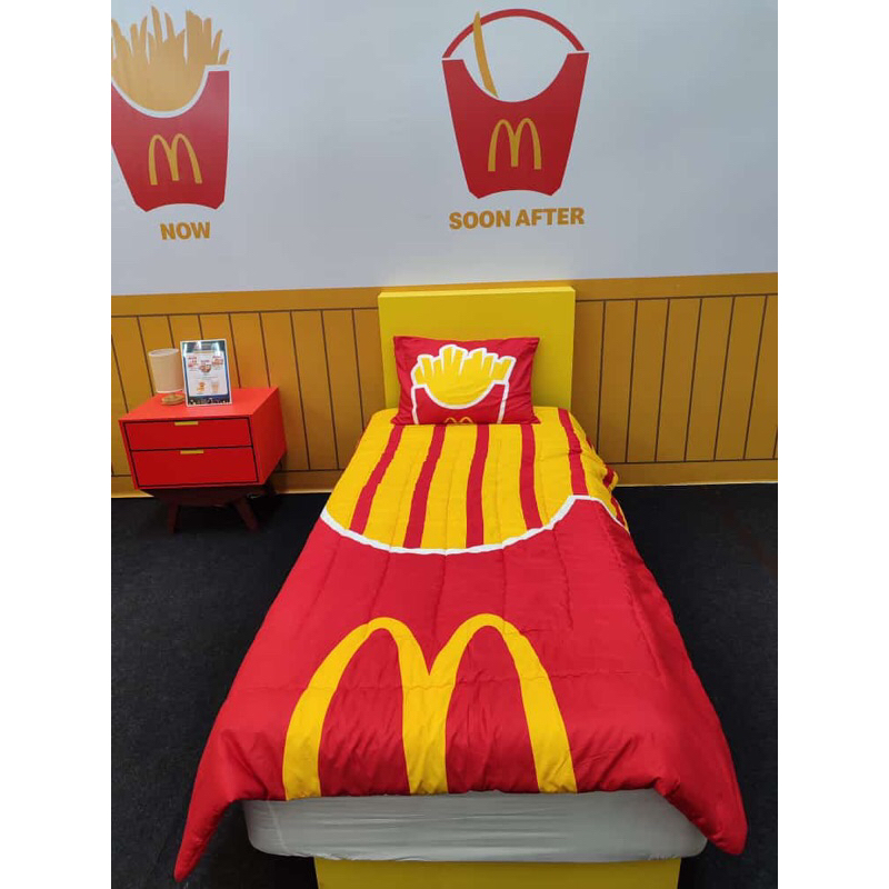 Jual Selimut motif McD McDonald Merchandise | Shopee Indonesia