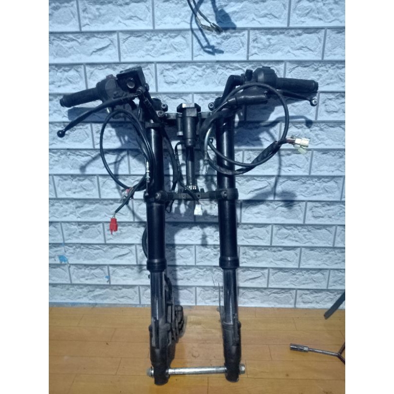 r15 v3 front shocker price