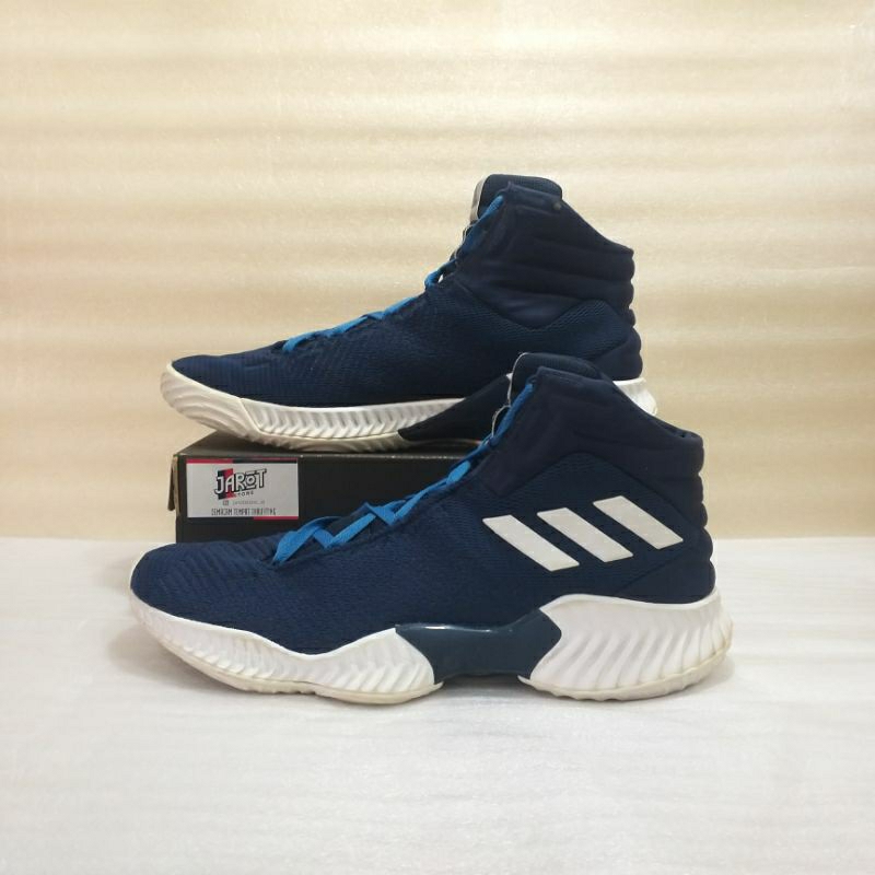 Foto sepatu voli on sale adidas