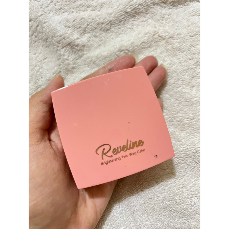Jual preloved bedak reveline Shopee Indonesia