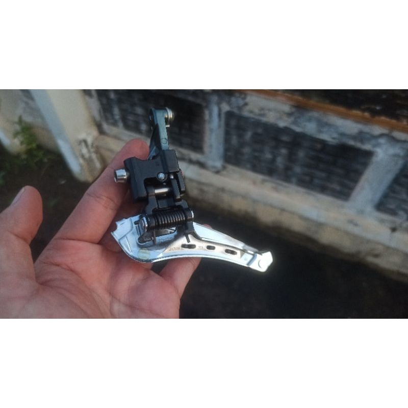 Dérailleur avant Shimano Tiagra FD-4703 3 vitesses | bike