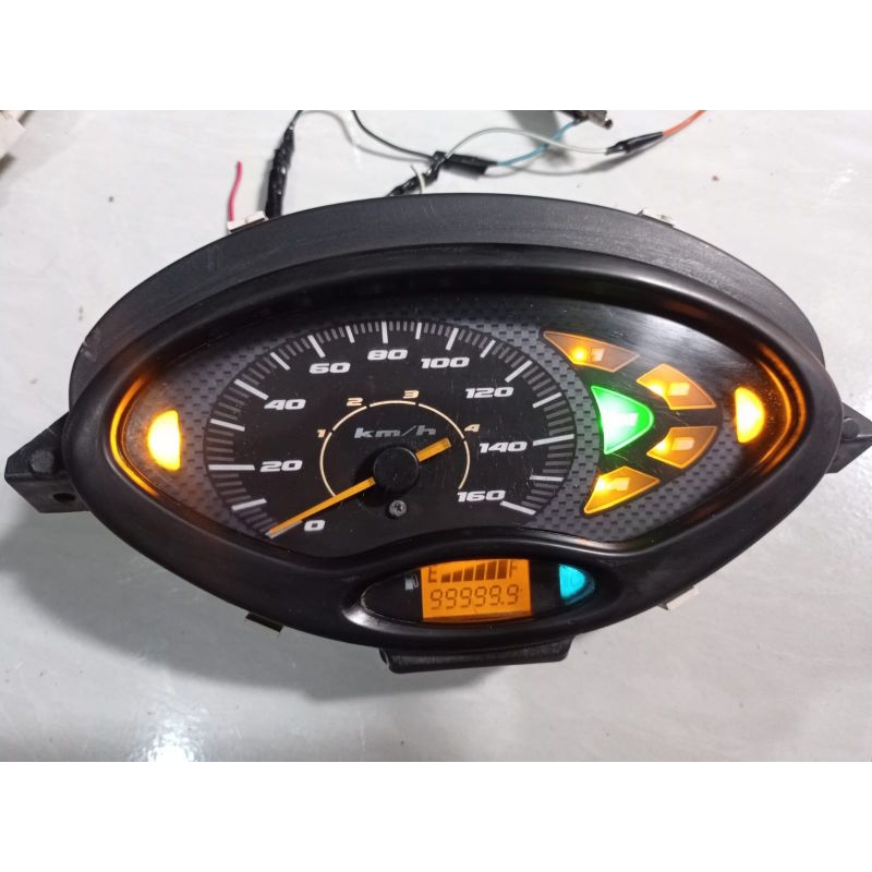 Jual speedometer motor Honda karisma D soket putih odometer mentok