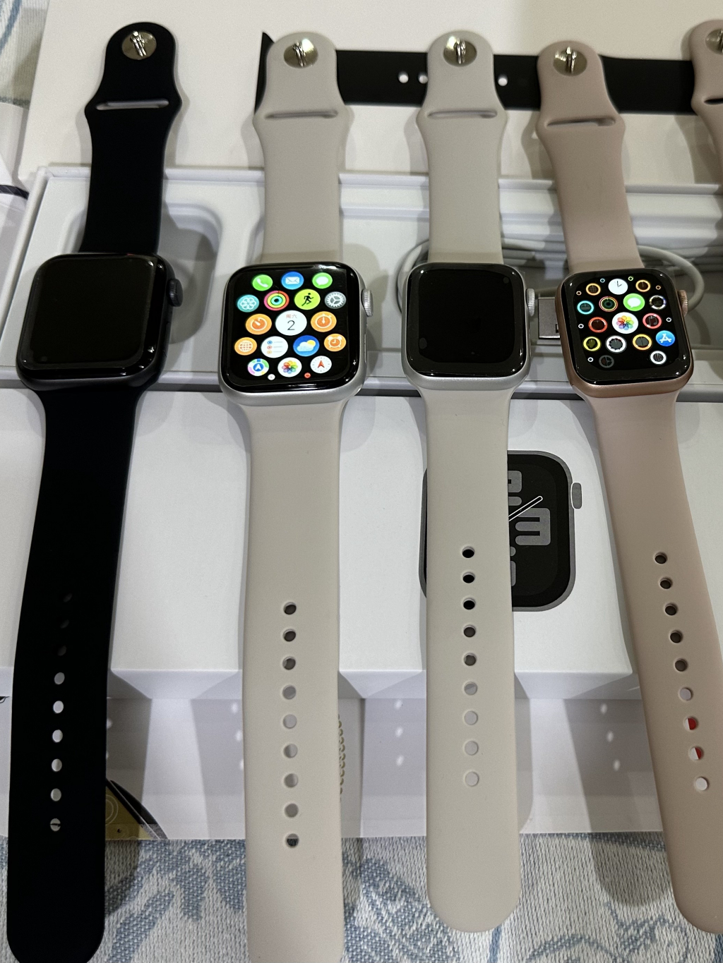 Apple Watch S5/iwatch Seri 40MM 44MM Second FULLSET LIKE NEW Original  100% Bergaransi ex internasional