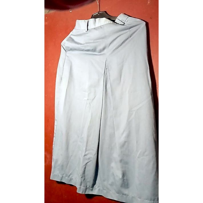 Jual SOLD ROK SPAN SMA PANJANG PLOI 1 PL |BEKAS|SERAGAM SMA | Shopee ...