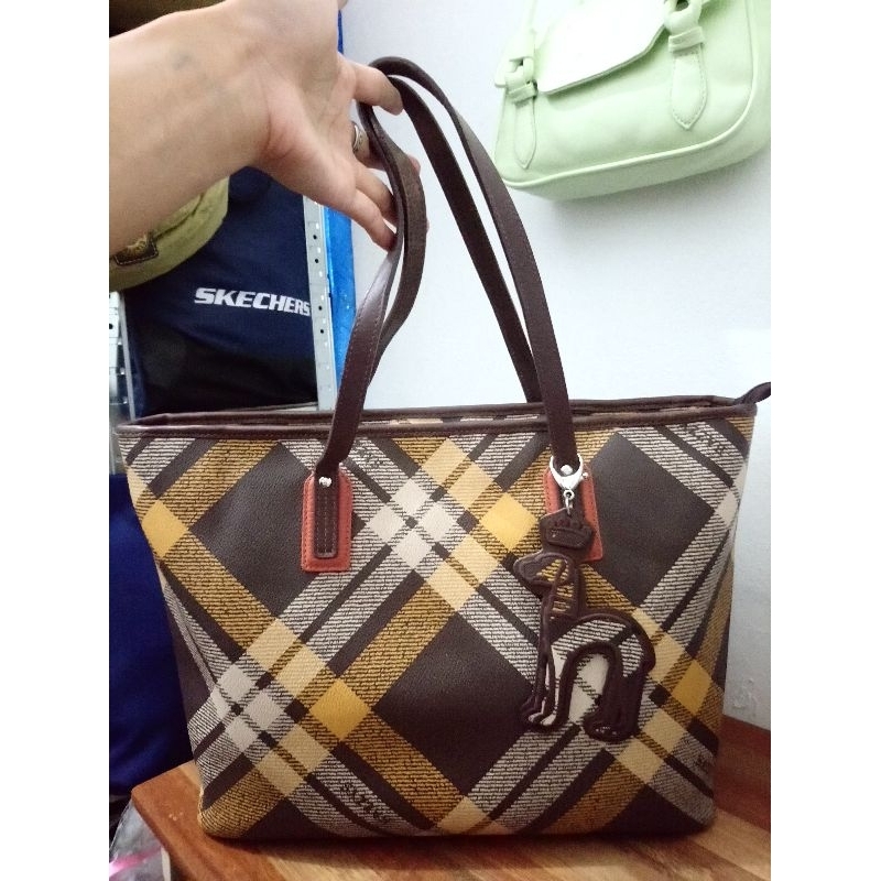 Hazzys tote bag price clearance
