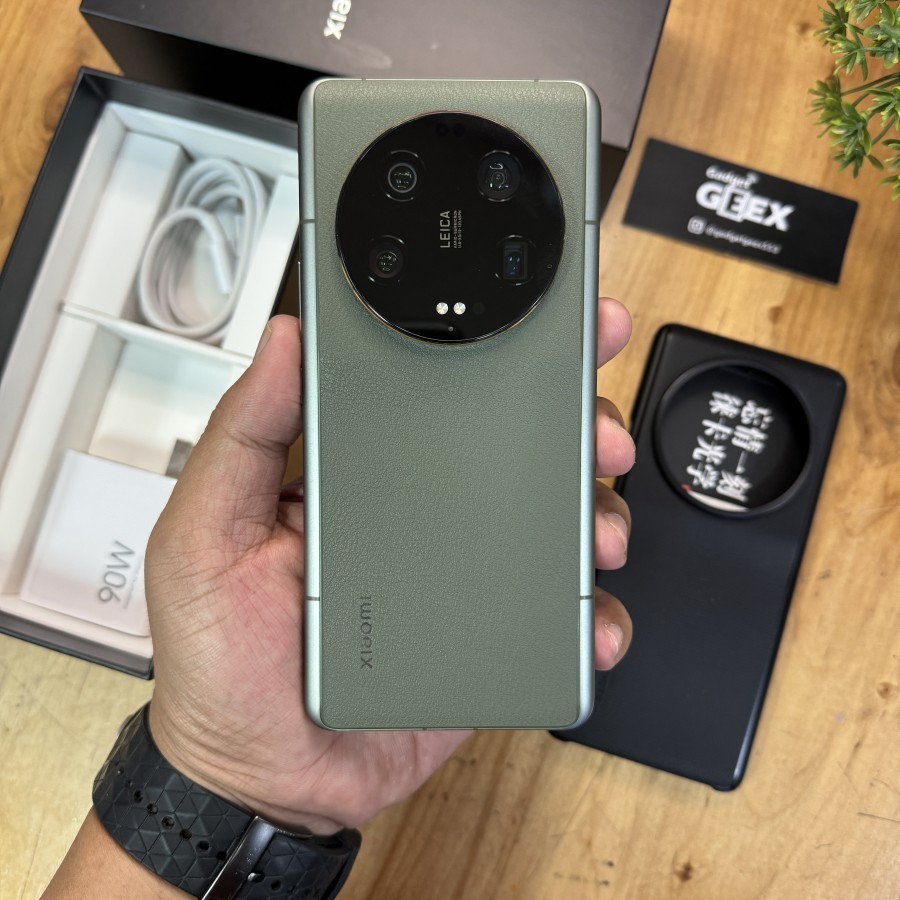 Jual Xiaomi 13 Ultra 5G 16GB 512GB Global Rom Olive Green Like new ...