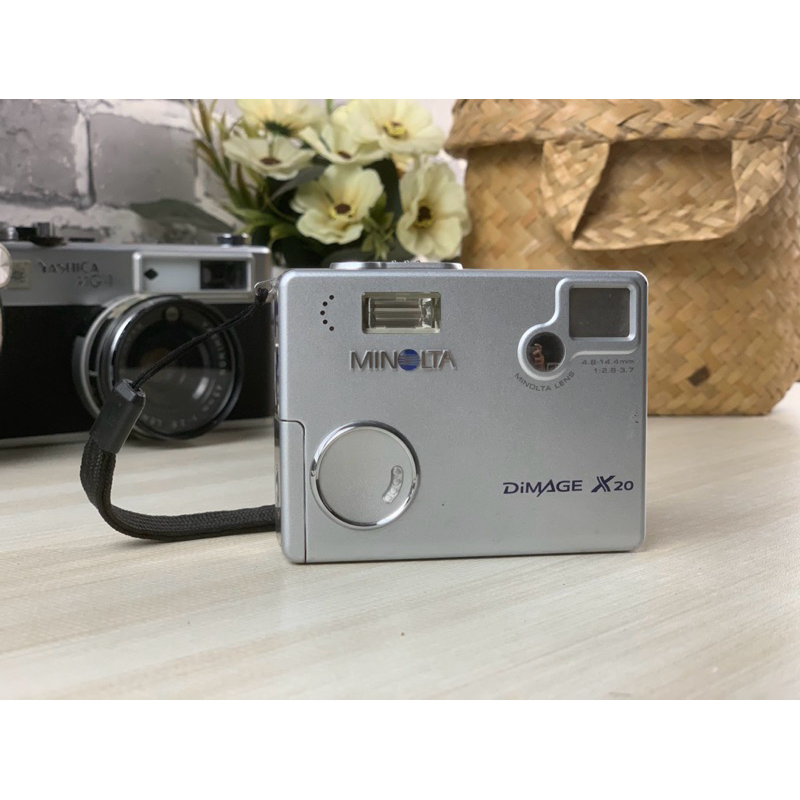 Jual Kamera Pocket Digital Normal Minolta Dimage X20 Jual Kamera Pocket Digital Normal Minolta Dimage X20