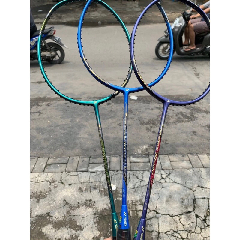 Jual Raket Badminton YONEX NANORAY 70 LIGHT ORIGINAL SENAR + GRIP ...