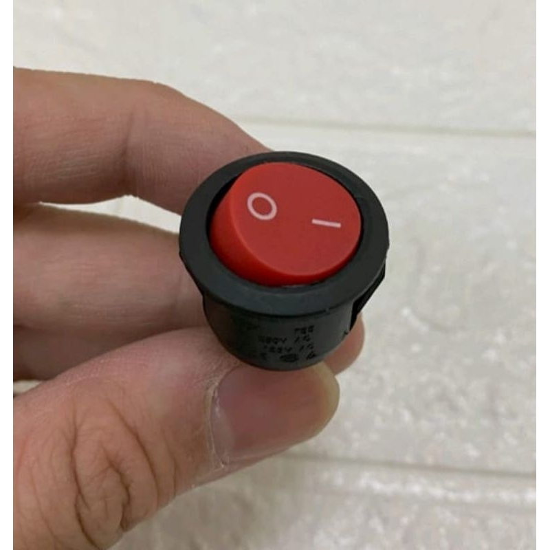 Jual Saklar On/Off Rocker Switch merah hitam bulat 2 pin | Shopee Indonesia