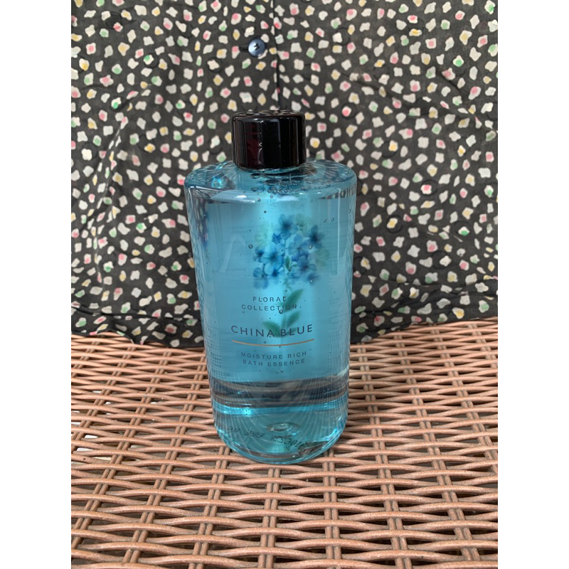 Jual Marks & Spencer M&S Original China Blue Moisture Rich Bath Essence ...