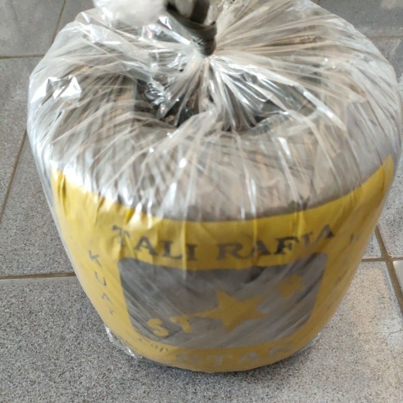 Jual 1Gulung 1Kg Tali plastik abu abu gulungan besar tali ikat barang ...