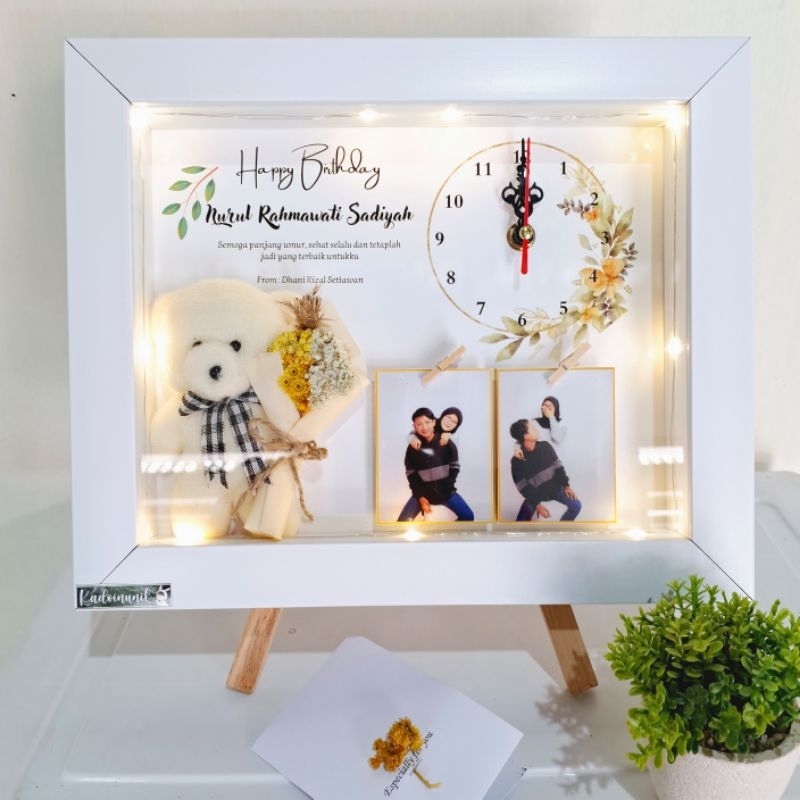 Jual flower in frame jam boneka | frame box 3D | gift box | kado wisuda ...