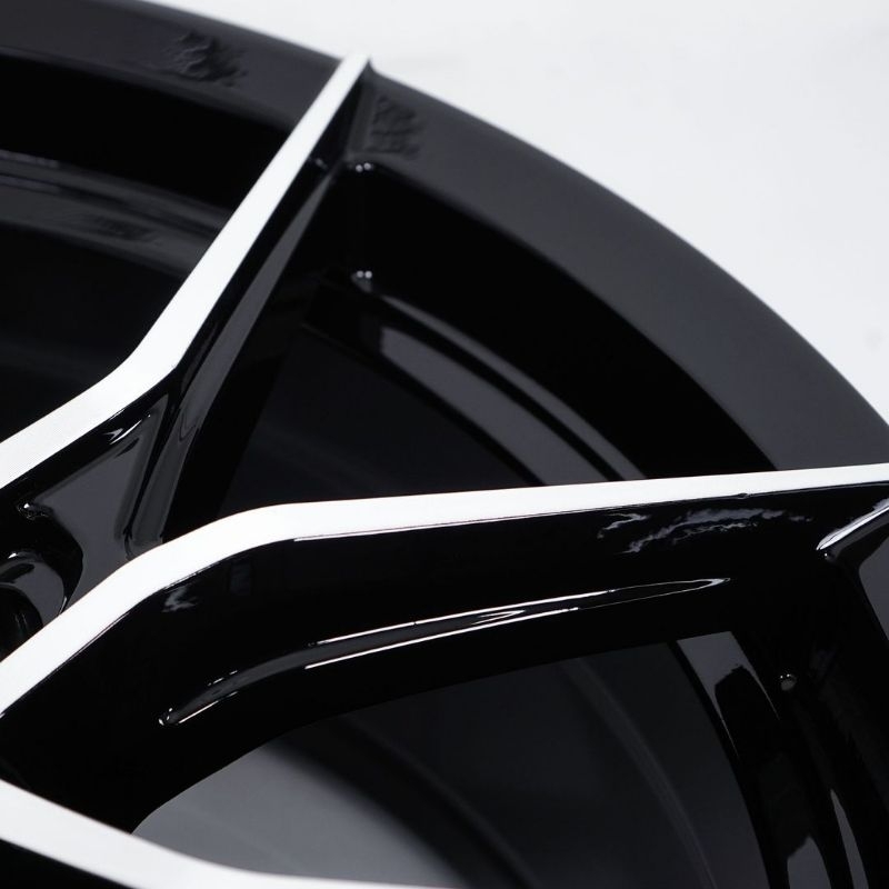 Jual velg mobil hsr magatta ring 17 pcd 5x114,3 two tone original hsr ...