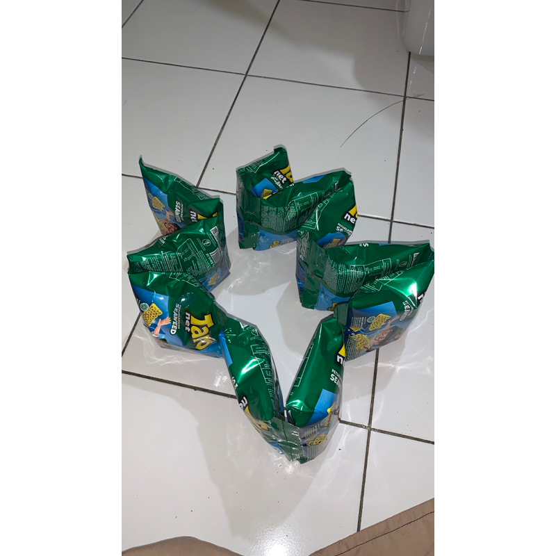 Jual TARO NET 1000 rasa rumput laut renteng isi 10 pcs | Shopee Indonesia