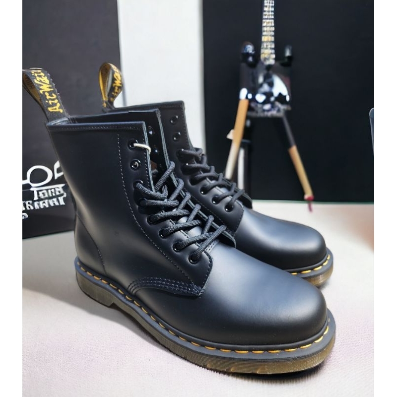 Jual Sepatu Boots Pria Docmar 1460 Black Smooth Classic Leather ...