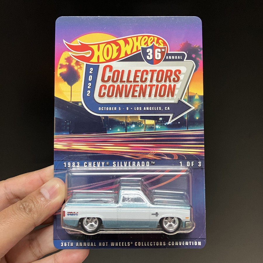 Hot shops wheels LA convention Silverado