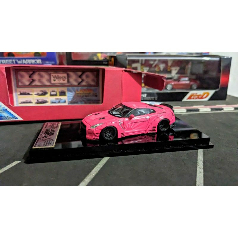 Jual Miniscale Veloce LBWK Nissan Skyline GTR R35 Pink Limited Edition ...