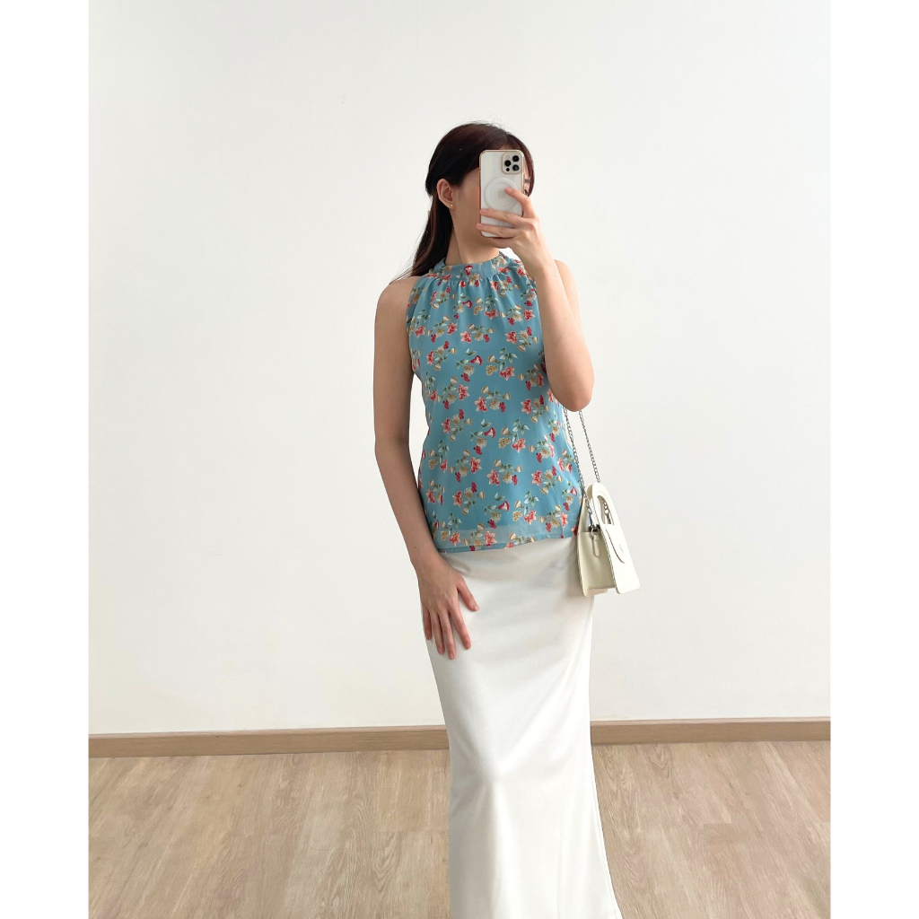 Kadaka T-0477 Halter Neck Top Embroidery main image 0
