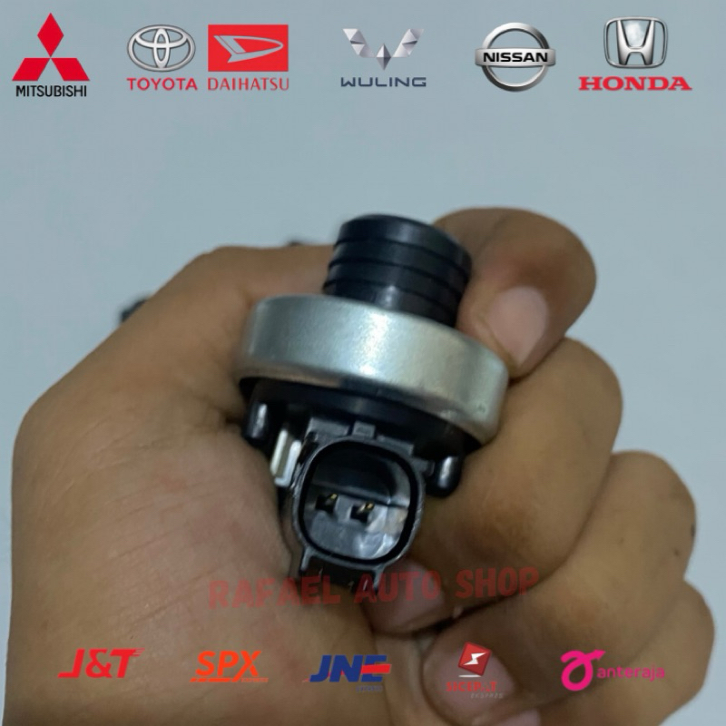 Jual switch Sensor vacum Booster rem Innova reborn original | Shopee ...