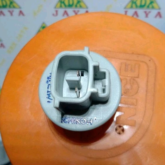 Jual Soket Socket Fiting Sein Toyota Innova Reborn Original Ichikoh ...