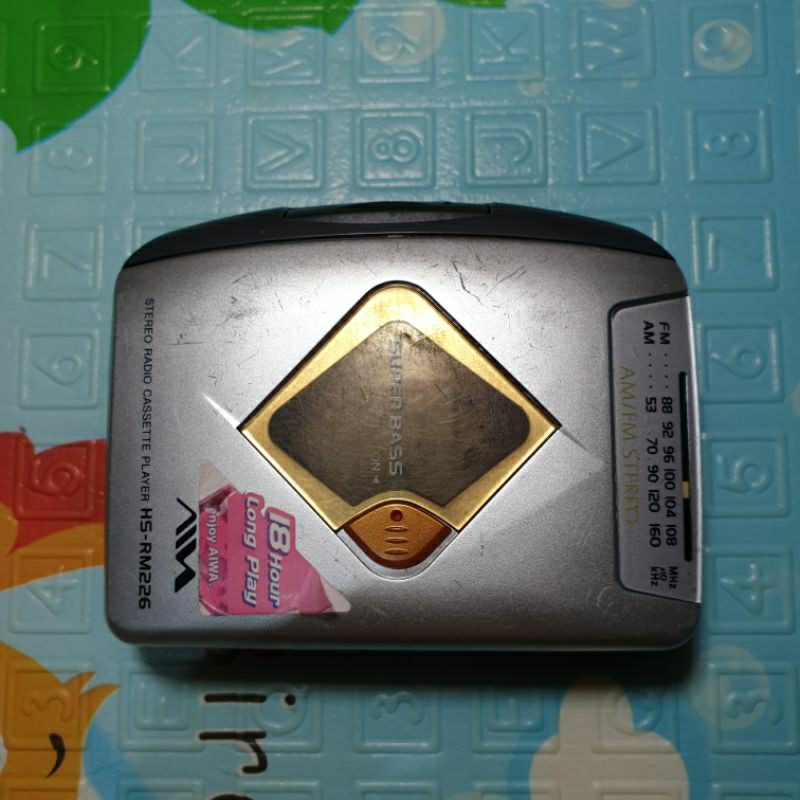 Jual Walkman Aiwa HS - RM226 Auto Stop Stereo Cassette Player , Radio ...