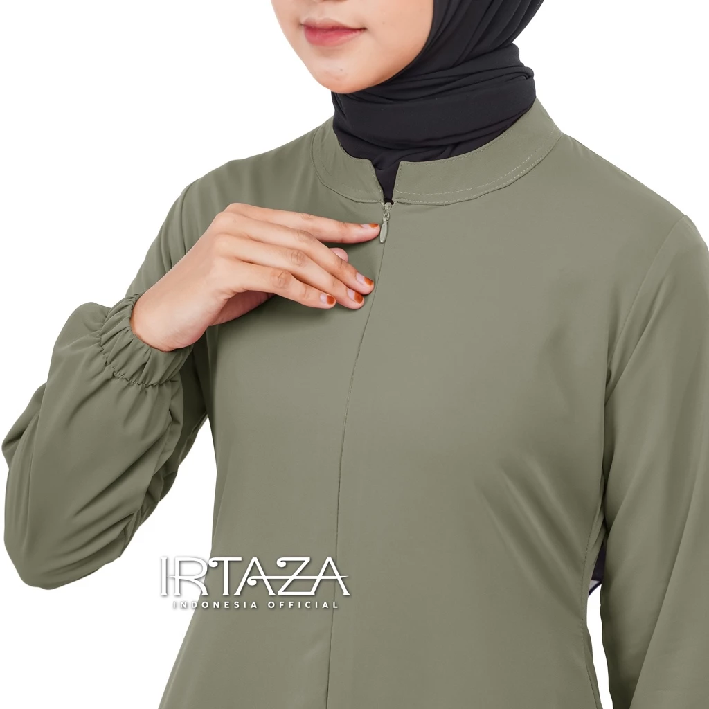 Vinolia Dress slim fit tampilan keseluruhan