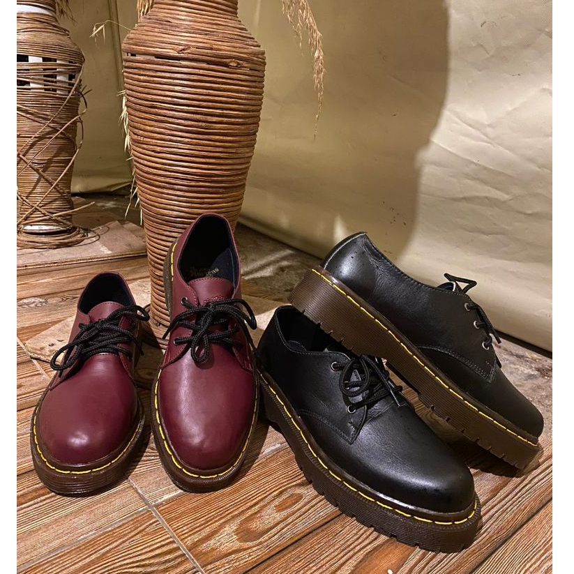 Jual Dr martens low boots casual formal 3hole sepatu docmart pria ...