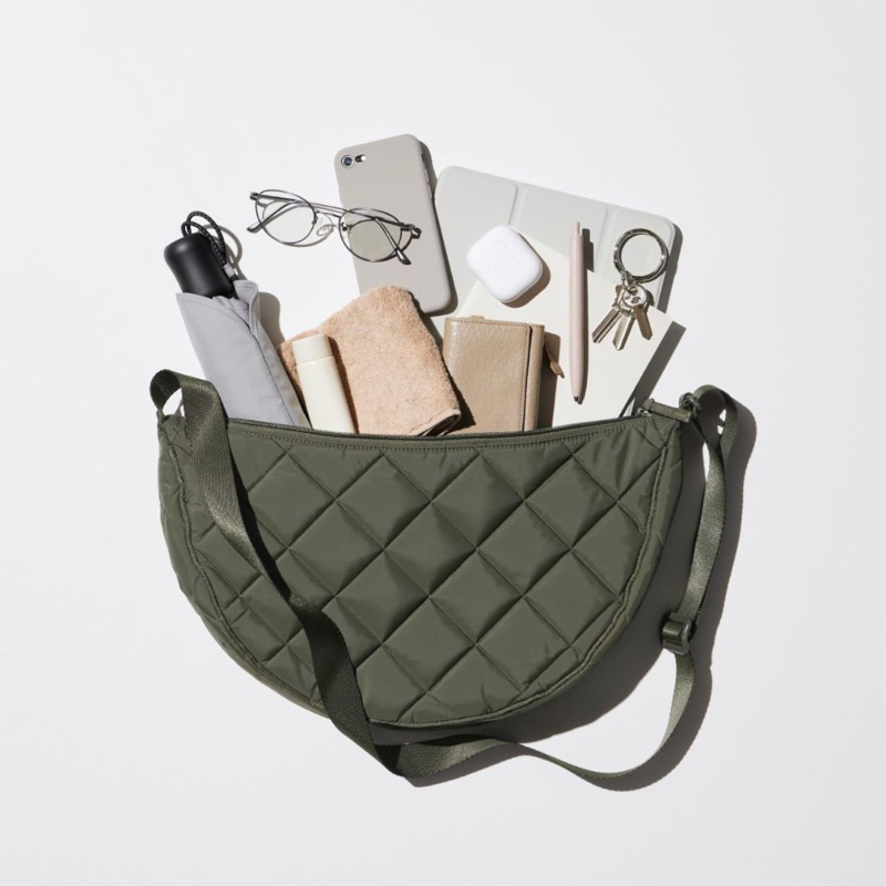 Jual Uniqlo Quilted Round Shoulder Bag - Tas Bahu Bulat Unisex | Shopee ...