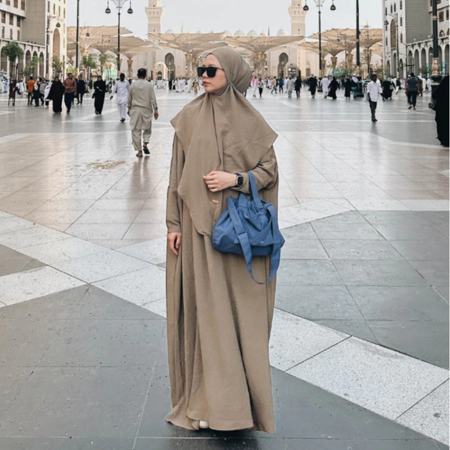 Hafsha Abaya Set