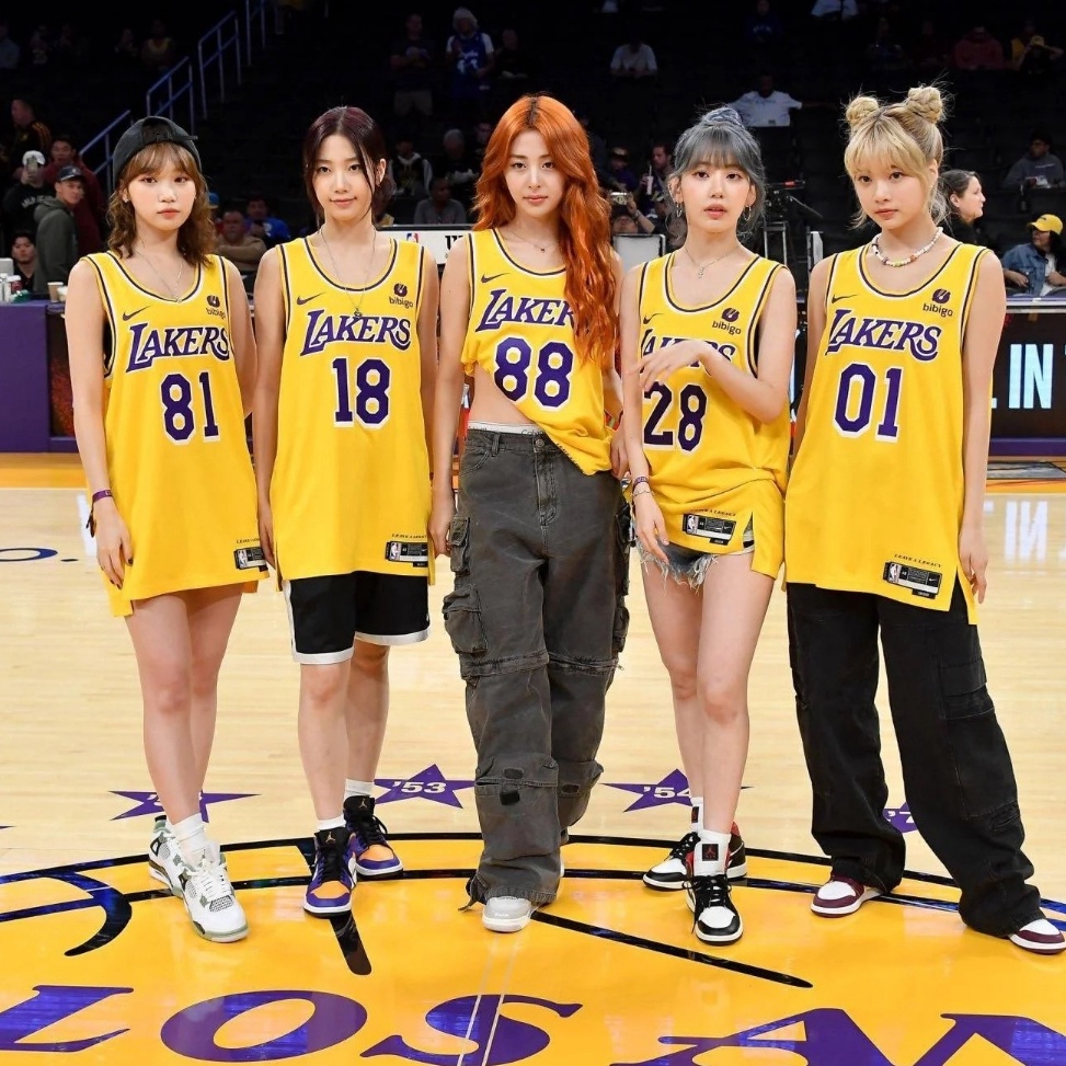 Jual KODE M54X JERSEY BASKET LE SSERAFIM X NBA LA LAKERS | Shopee Indonesia