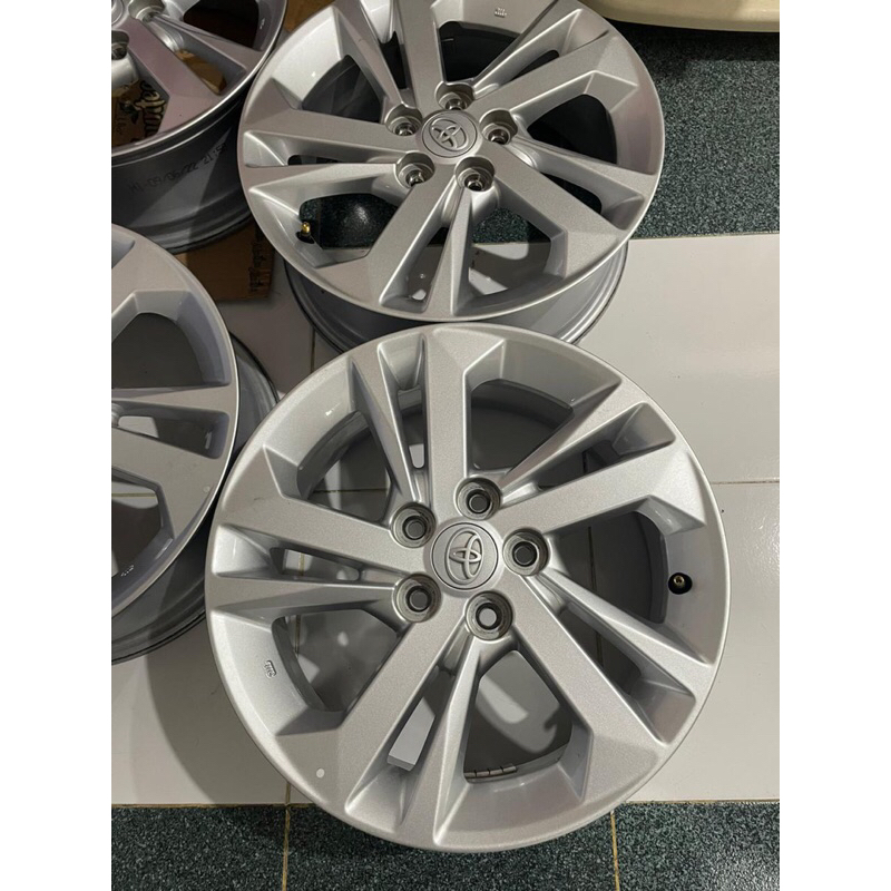 Jual Velg Toyota Avanza E 5 x100 r15 | Shopee Indonesia