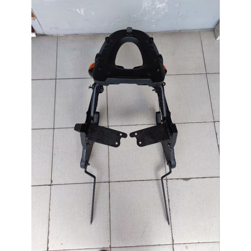 Kit De Clous De Remplacement GIVI Z128 Pour Wingrack - Neuf, Pour Top Case Ou Bagagerie Moto