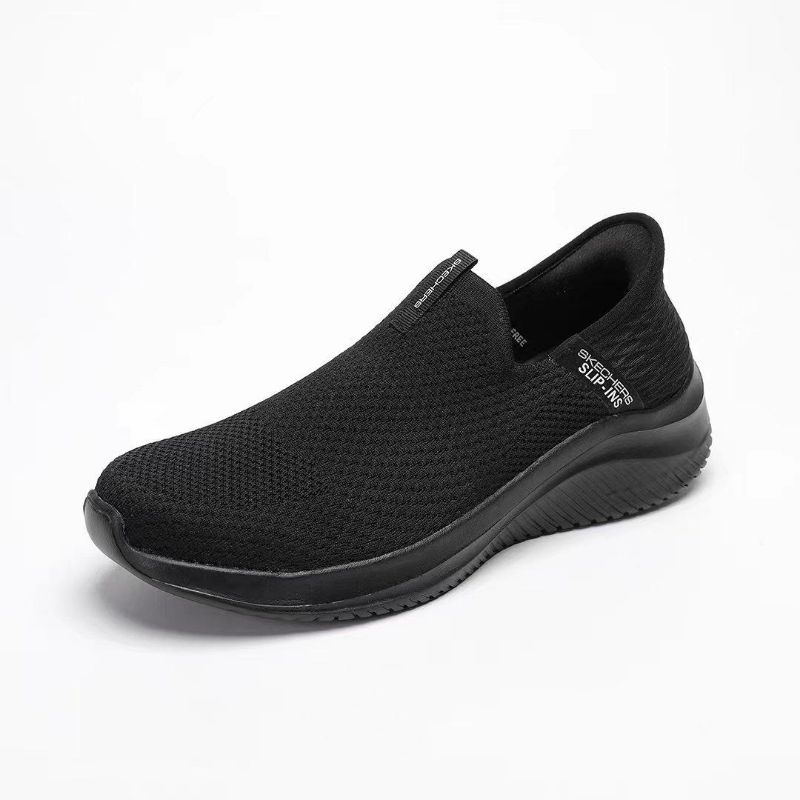 Sepatu Skechers wanita Sepatu Skechers cewe Skechers Slip ins wanita/  Skechers/ Slip on