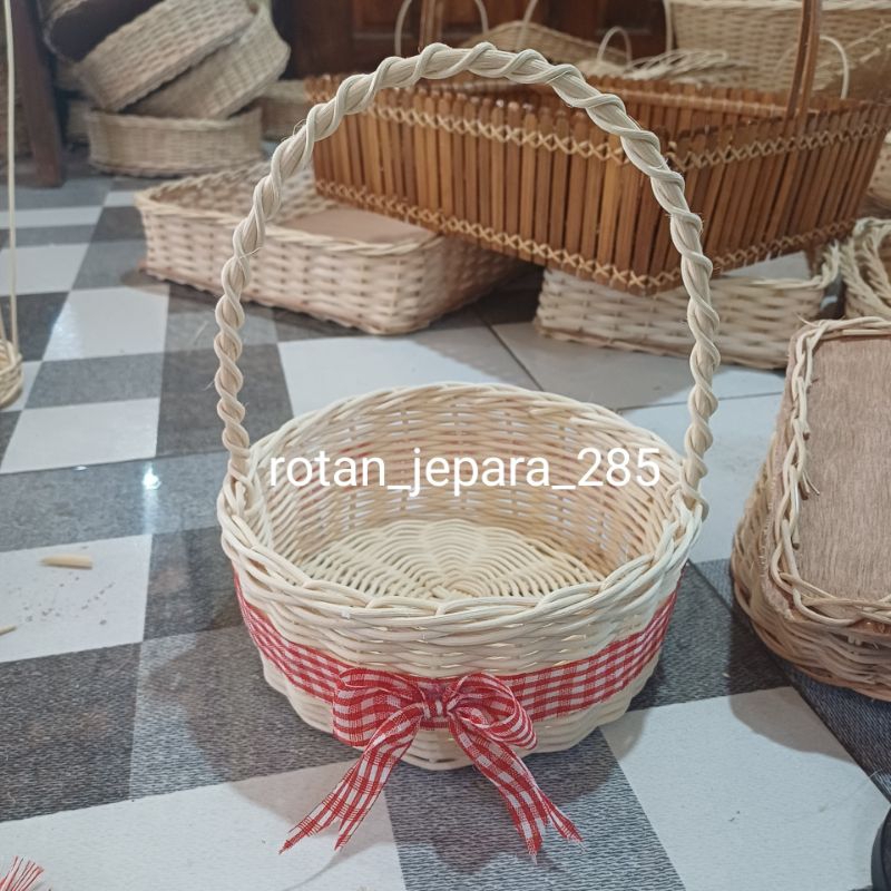 Jual keranjang hampers full rotan halus diameter 17cm tinggi 7cm ...