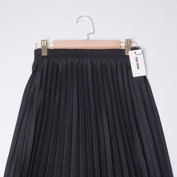 Moomi Yuri Skirt Rok Plisket Skirt Premium Rok Formal Rok Kerja Pre Mium Rok Formal Kantor Rok